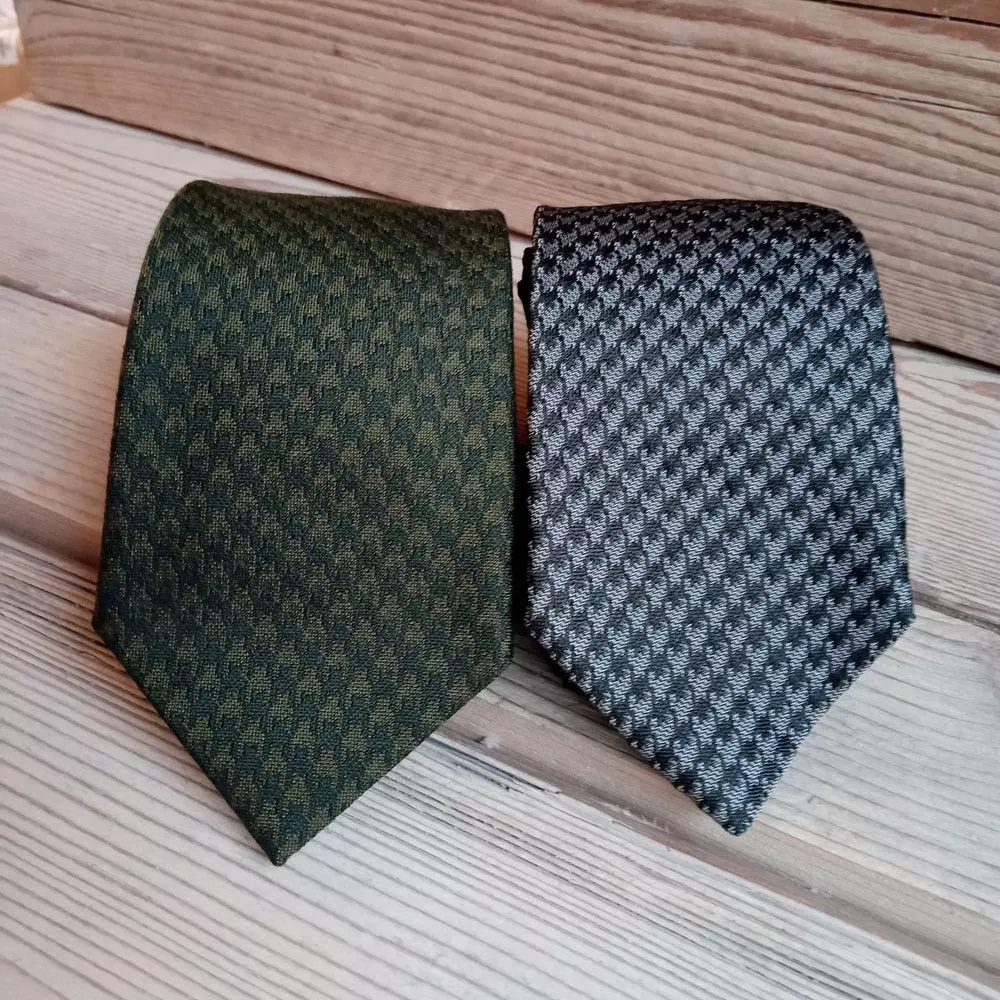 Farlows Houndstooth Silk Tie 3 Farlows Houndstooth Silk Tie