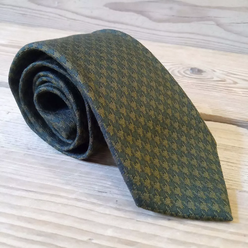 Farlows Houndstooth Silk Tie 6 Farlows Houndstooth Silk Tie - Image 4