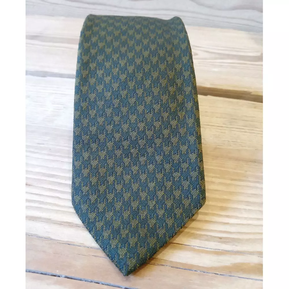 Farlows Houndstooth Silk Tie 4 Farlows Houndstooth Silk Tie - Image 2