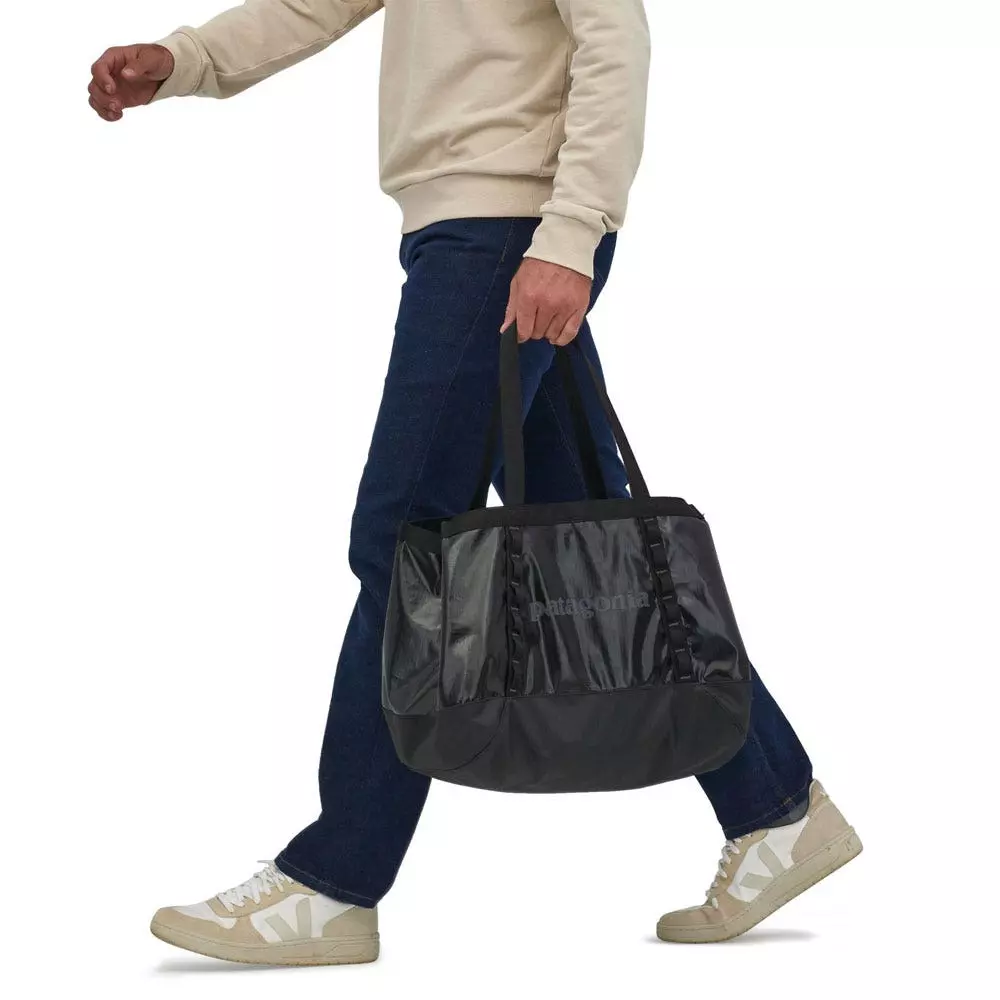 Patagonia Black Hole Tote Bag 25L 3 Patagonia Black Hole Tote Bag 25L - Image 2